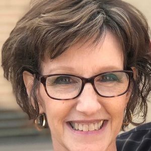 Meet your Posher, Anne